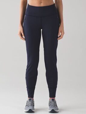 Lululemon Fresh‎ Tracks Pant II Navy Size 8